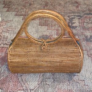 Hand woven luxury hand bag